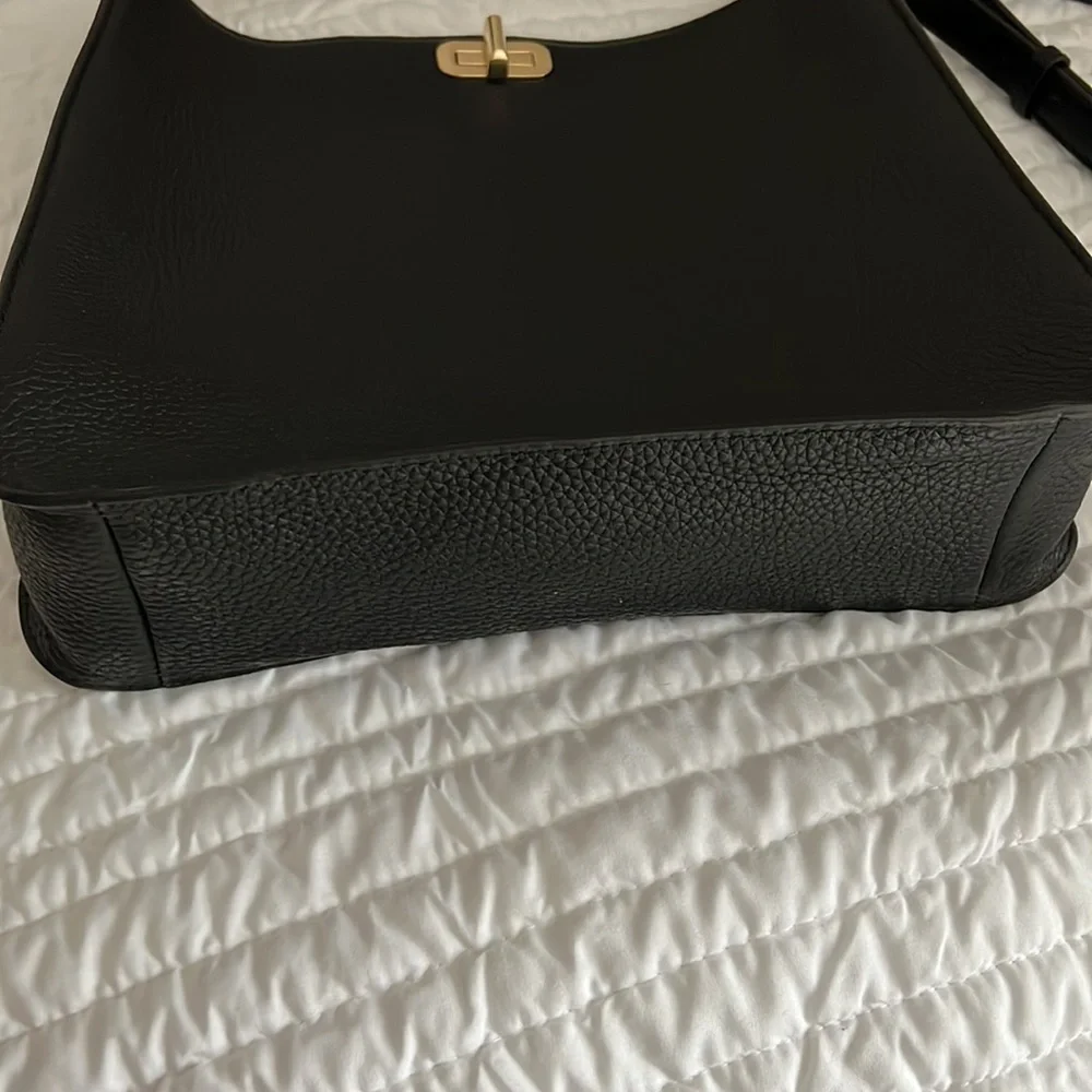 Michael Kors Black Sullivan North/South Messenger - Picture 7 of 10